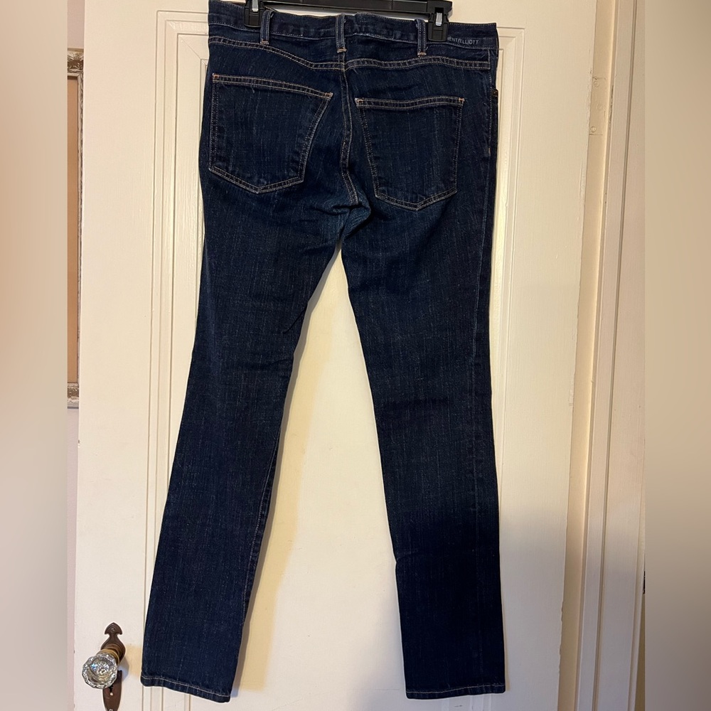 Current/Elliott Skinny Straight Dark Wash Jeans Size 31